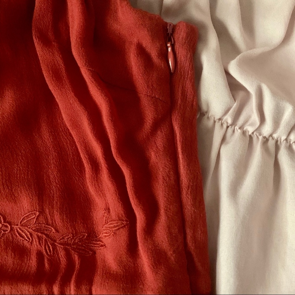 Halter dress - Picture 5 of 6